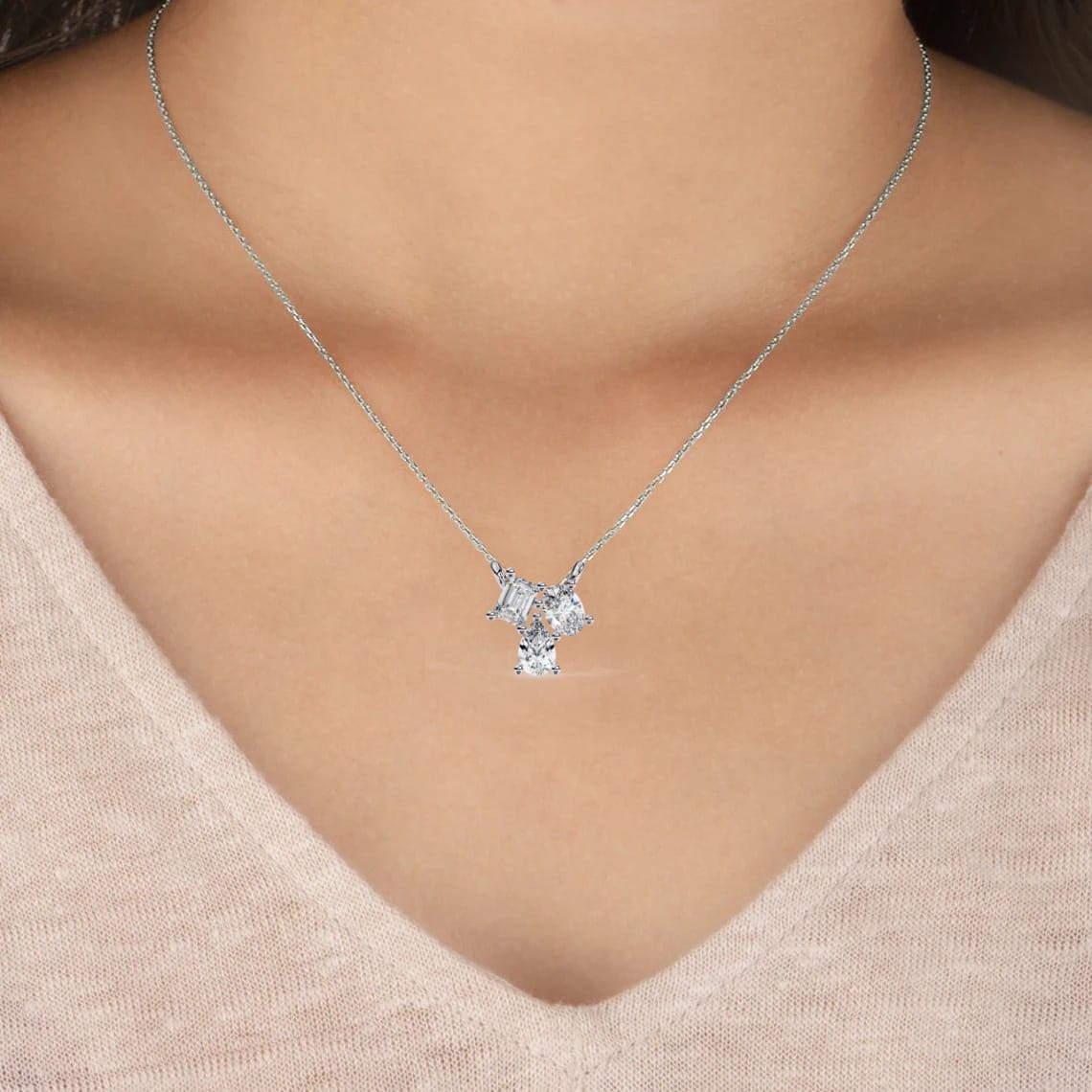 0.92 ct Emerald Harmony Pendant 9k