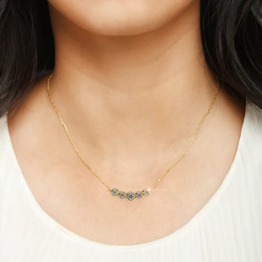 0.26 ct Dawn's First Light Pendant 9k