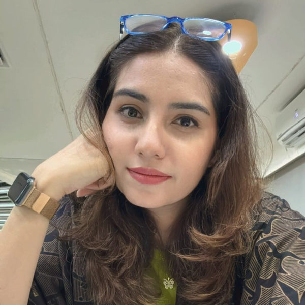 Sayali Joshi Review